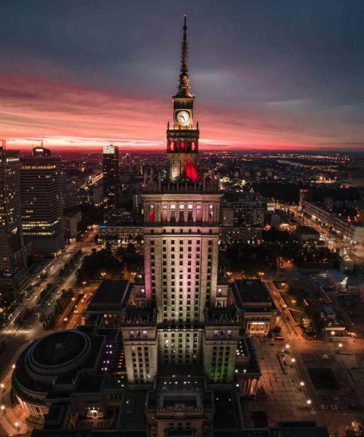 Gold 3 Metro X2 Wifi 300 Mbs 60'Tv Netflix Hbo Appletv+ Lägenhet Warszawa Exteriör bild